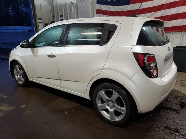 1G1JE6SB2F4212934 - 2015 CHEVROLET SONIC LTZ WHITE photo 2