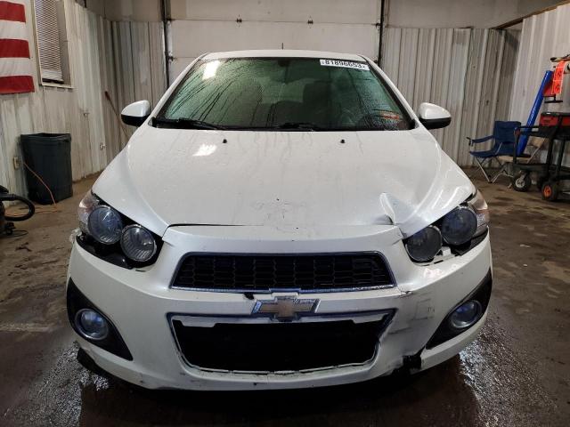 1G1JE6SB2F4212934 - 2015 CHEVROLET SONIC LTZ WHITE photo 5