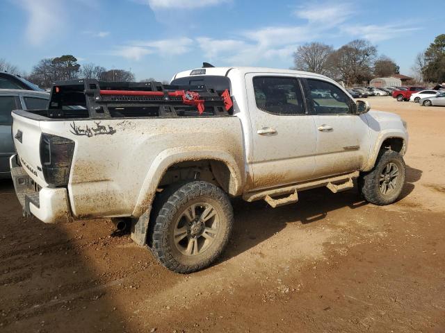 5TFCZ5AN5JX164461 - 2018 TOYOTA TACOMA DOUBLE CAB WHITE photo 3