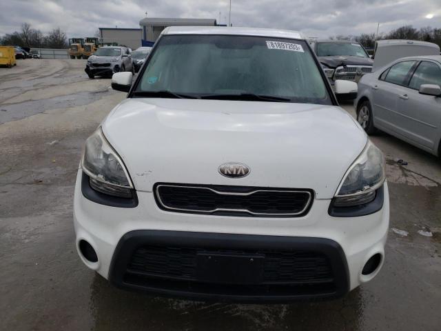 KNDJT2A67D7761020 - 2013 KIA SOUL + WHITE photo 5