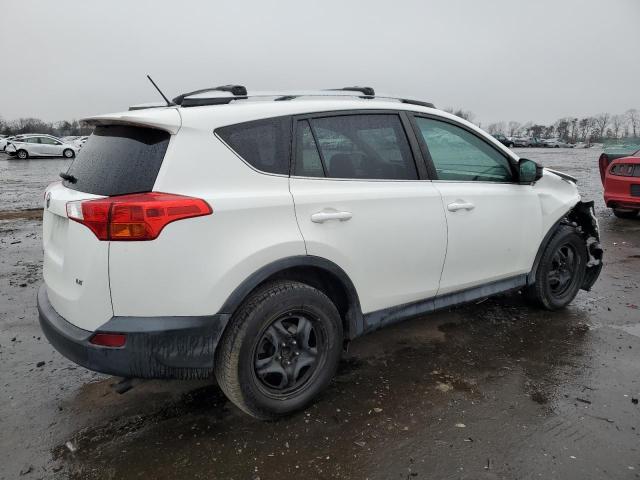 2T3ZFREVXFW186245 - 2015 TOYOTA RAV4 LE WHITE photo 3