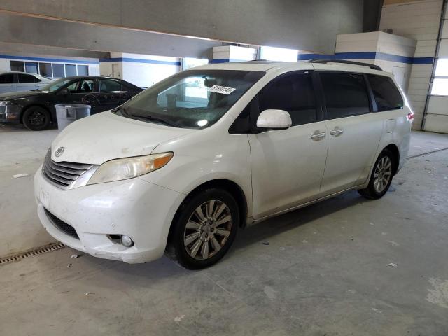 2011 TOYOTA SIENNA XLE, 