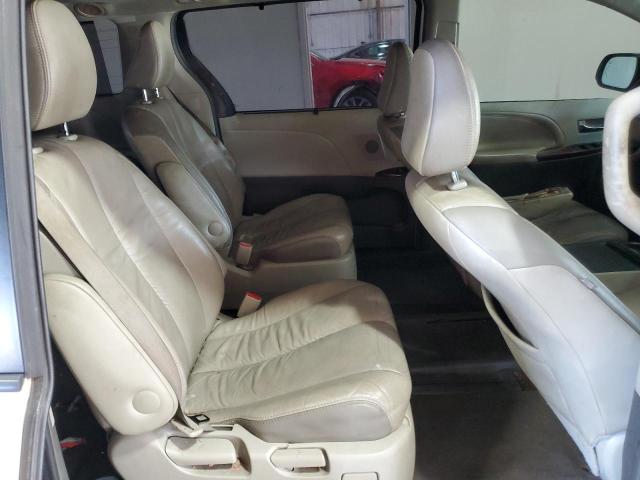 5TDDK3DC9BS024668 - 2011 TOYOTA SIENNA XLE Ağ foto 11