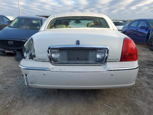 1LNHM85W13Y633823 - 2003 LINCOLN TOWN CARTIER L WHITE photo 6