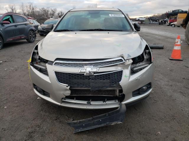 1G1PA5SGXE7183420 - 2014 CHEVROLET CRUZE LS GOLD photo 5