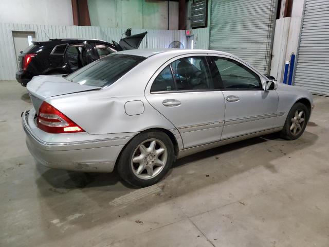 WDBRF61J53F397656 - 2003 MERCEDES-BENZ C 240 SILVER photo 3