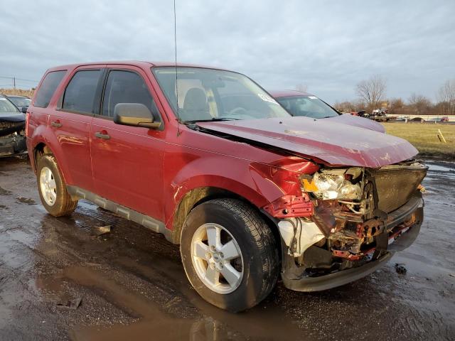 1FMCU0C73CKC62724 - 2012 FORD ESCAPE XLS RED photo 4