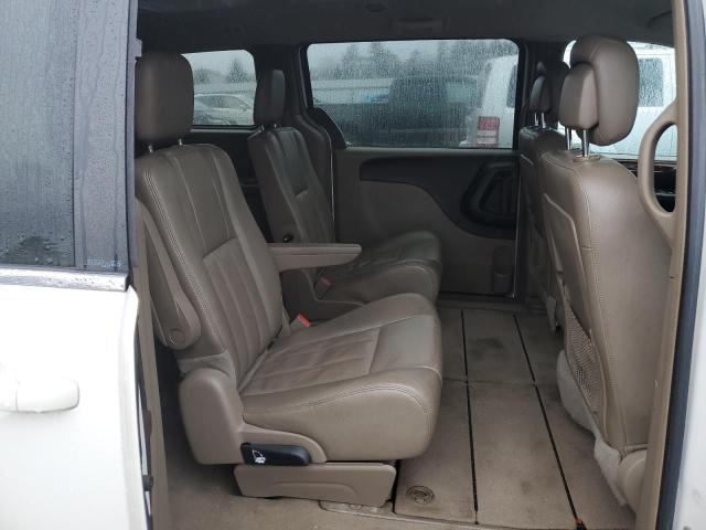 2C4RC1BG5CR250407 - 2012 CHRYSLER TOWN & COU TOURING WHITE photo 11