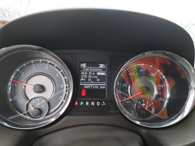 2C4RC1BG5CR250407 - 2012 CHRYSLER TOWN & COU TOURING WHITE photo 9