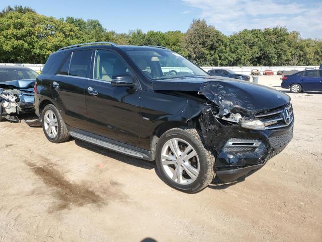 4JGDA5HB2CA033576 - 2012 MERCEDES-BENZ ML 350 4MATIC BLACK photo 4