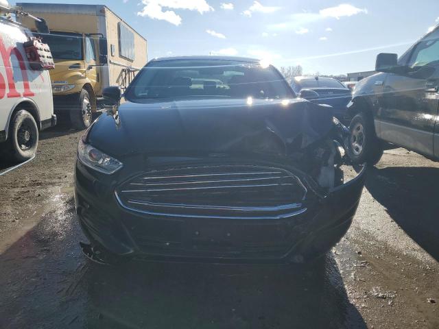 1FA6P0G72E5386932 - 2014 FORD FUSION S CHARCOAL photo 5