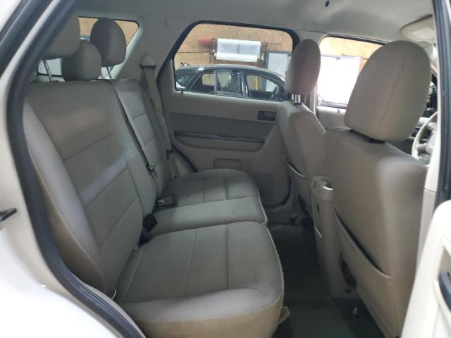 1FMCU9D73CKC71006 - 2012 FORD ESCAPE XLT WHITE photo 11
