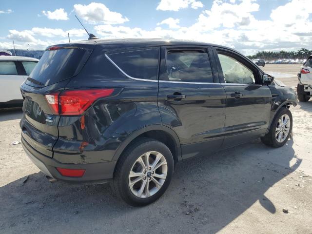 1FMCU0GD1KUA89711 - 2019 FORD ESCAPE SE أسود صورة 3