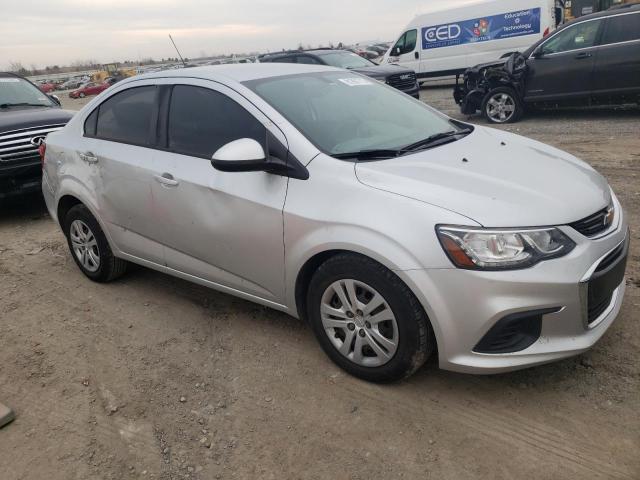 1G1JB5SH8H4161451 - 2017 CHEVROLET SONIC LS ვერცხლისფერი ფოტო 4