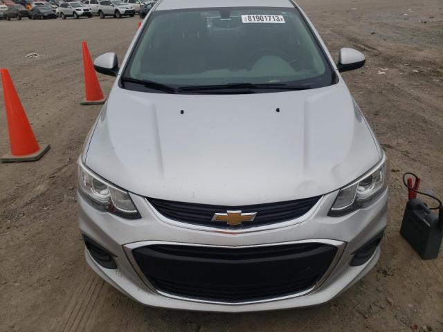 1G1JB5SH8H4161451 - 2017 CHEVROLET SONIC LS ვერცხლისფერი ფოტო 5