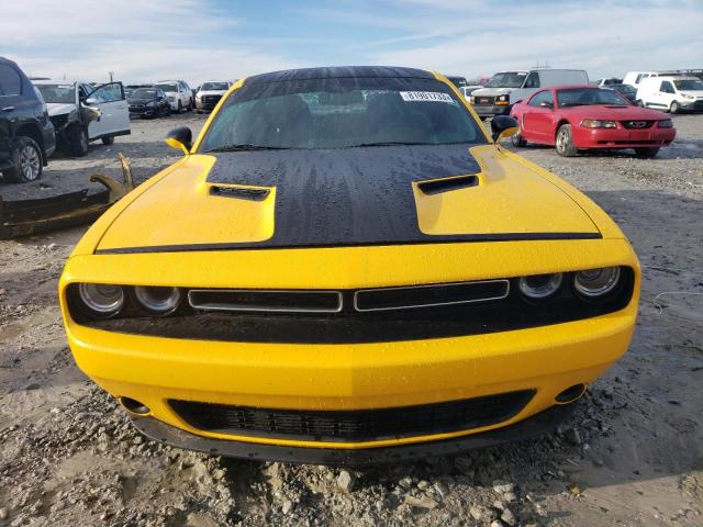 2C3CDZAGXJH265494 - 2018 DODGE CHALLENGER SXT YELLOW photo 5