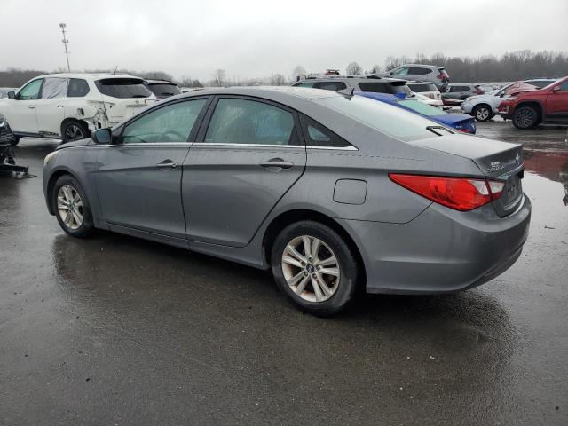 5NPEB4AC2DH679097 - 2013 HYUNDAI SONATA GLS GRAY photo 2