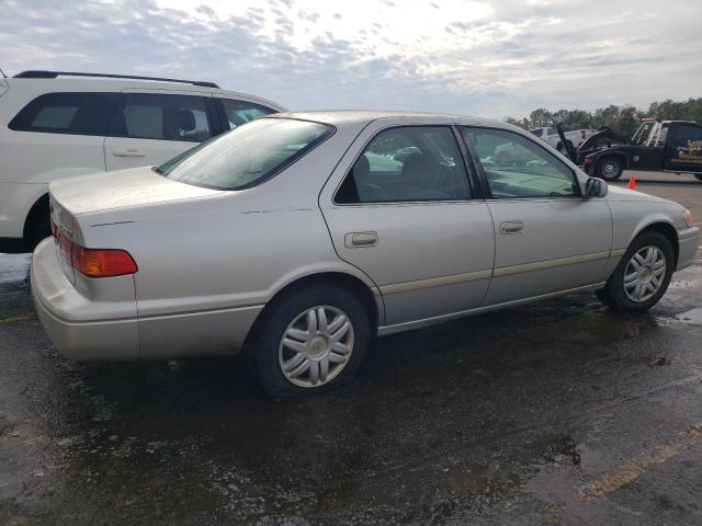 4T1BG22K91U805595 - 2001 TOYOTA CAMRY CE SILVER photo 3