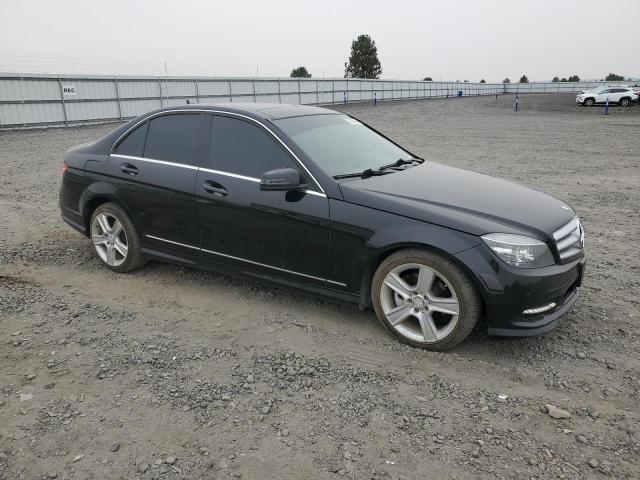 WDDGF8BB2BR162694 - 2011 MERCEDES-BENZ C 300 4MATIC BLACK photo 4