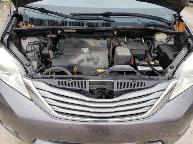 5TDYK3DC5DS371385 - 2013 TOYOTA SIENNA XLE GRAY photo 12