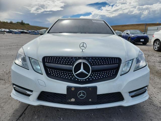 WDDHF8JB2CA534122 - 2012 MERCEDES-BENZ E 350 4MATIC WHITE photo 5