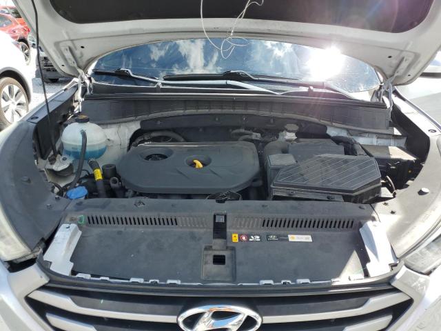 KM8J23A41JU693720 - 2018 HYUNDAI TUCSON SE SILVER photo 12
