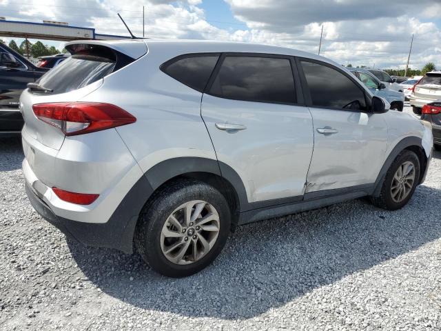 KM8J23A41JU693720 - 2018 HYUNDAI TUCSON SE SILVER photo 3