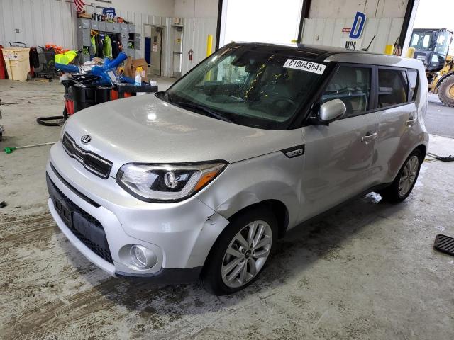 KNDJP3A58K7657408 - 2019 KIA SOUL + SILVER photo 1