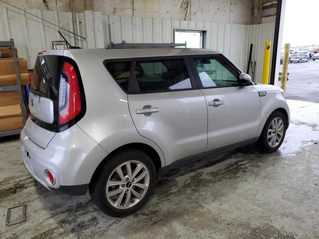 KNDJP3A58K7657408 - 2019 KIA SOUL + SILVER photo 3