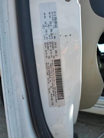 2C4RC1BG9FR699335 - 2015 CHRYSLER TOWN & COU TOURING 白色 照片 13