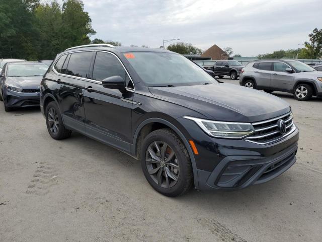 3VV3B7AX9NM080108 - 2022 VOLKSWAGEN TIGUAN SE Чорний фото 4