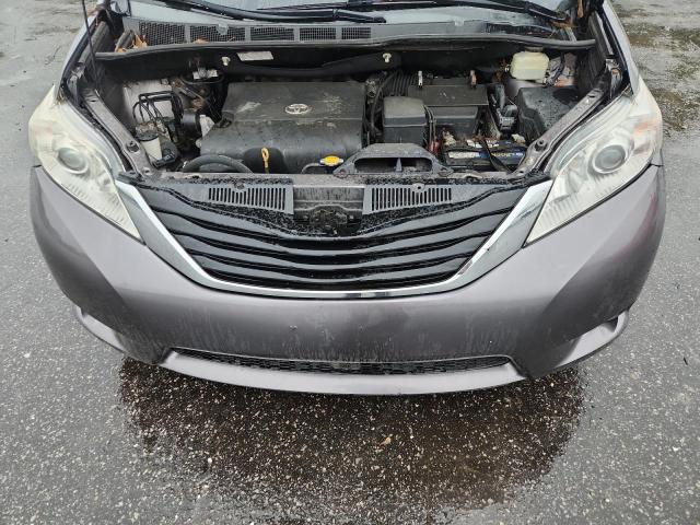 5TDYK3DC0FS668339 - 2015 TOYOTA SIENNA XLE 灰色 照片 12