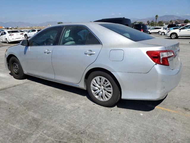 4T4BF1FK2ER444018 - 2014 TOYOTA CAMRY L SILVER photo 2