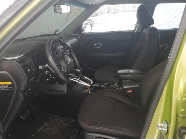 KNDJN2A29G7823903 - 2016 KIA SOUL GREEN photo 7