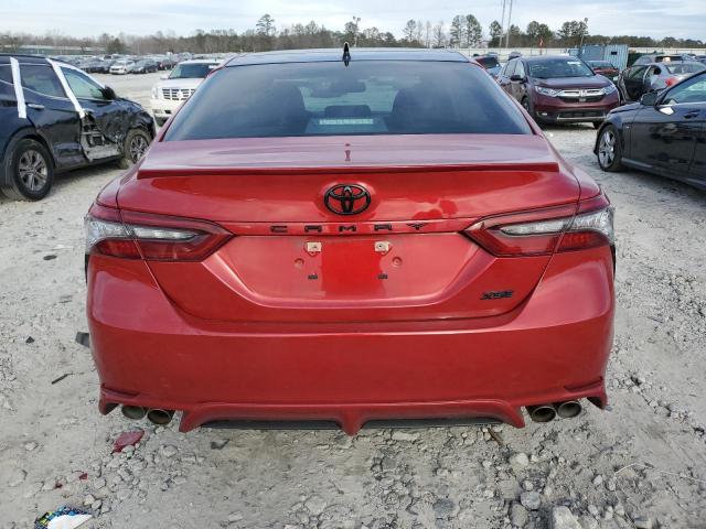 4T1K61AK4MU438799 - 2021 TOYOTA CAMRY XSE RED photo 6