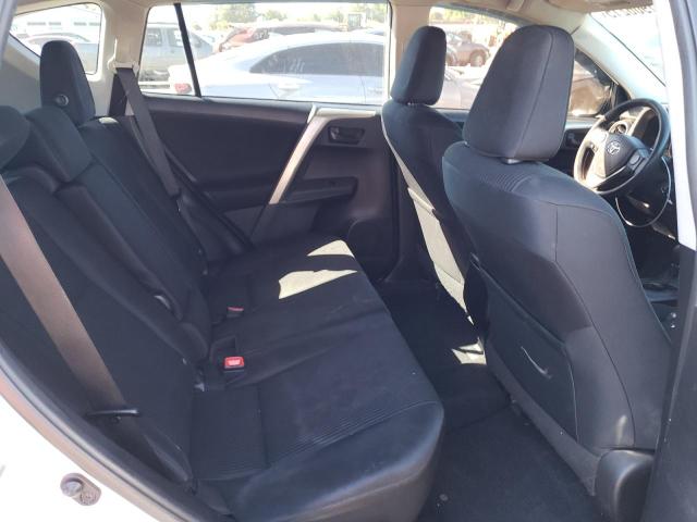2T3BFREV4FW240401 - 2015 TOYOTA RAV4 LE WHITE photo 11