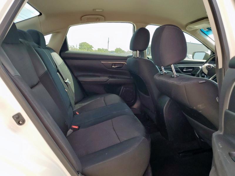 1N4AL3AP1GN379344 - 2016 NISSAN ALTIMA 2.5 თეთრი ფოტო 10