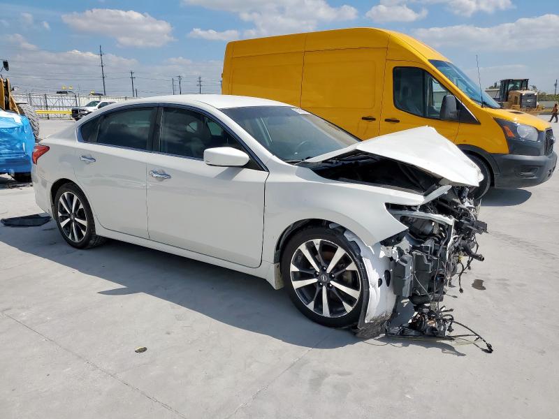 1N4AL3AP1GN379344 - 2016 NISSAN ALTIMA 2.5 თეთრი ფოტო 4