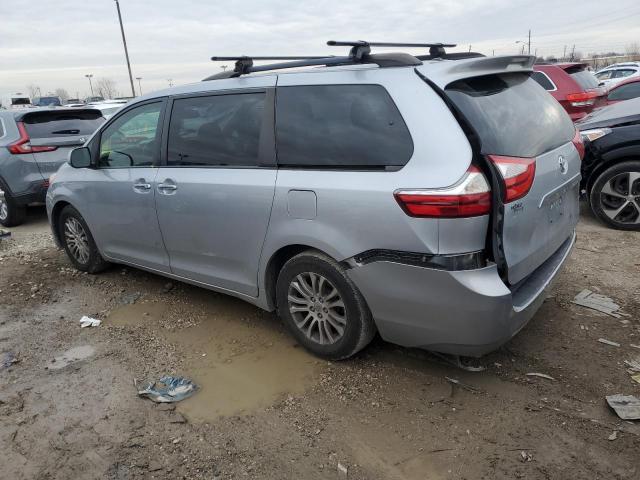 5TDYK3DC6FS543894 - 2015 TOYOTA SIENNA XLE SILVER photo 2