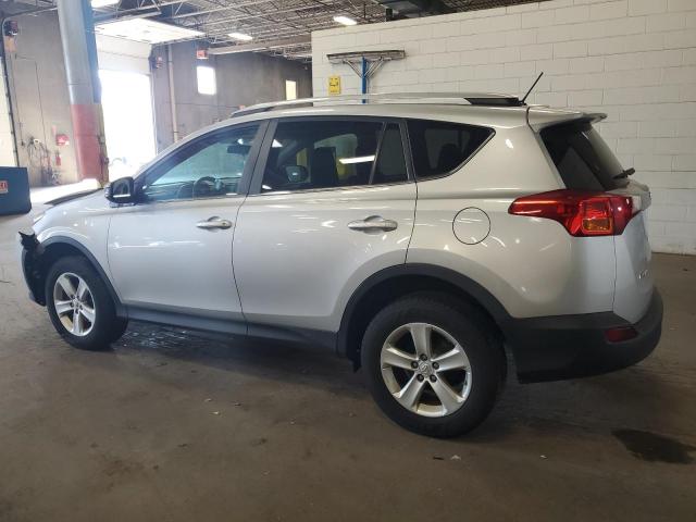 2T3RFREV8DW050936 - 2013 TOYOTA RAV4 XLE SILVER photo 2