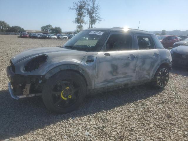 2016 MINI COOPER, 