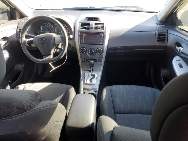 5YFBU4EE4DP133980 - 2013 TOYOTA COROLLA BASE Blanc photo 8