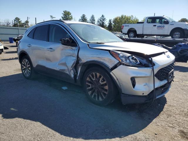 1FMCU9J93LUB17745 - 2020 FORD ESCAPE TITANIUM SILVER photo 4