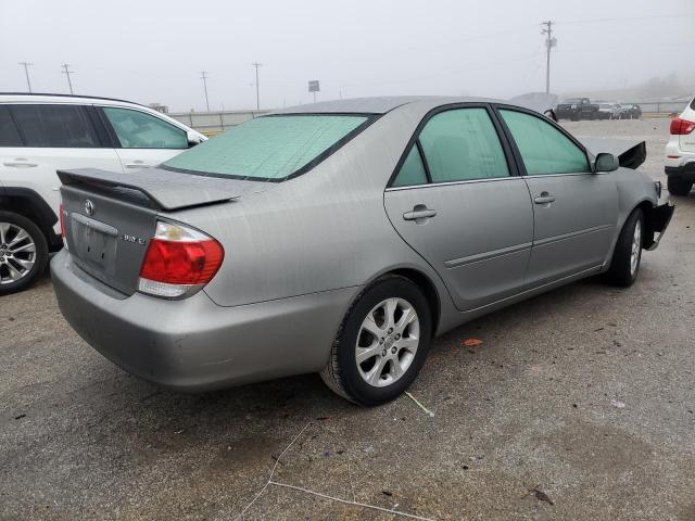 4T1BE32K95U953313 - 2005 TOYOTA CAMRY LE SILVER photo 3