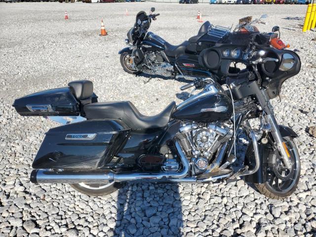 2021 HARLEY-DAVIDSON FLHX, 