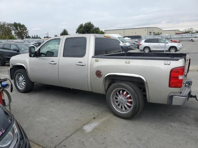2GCEC13C281120276 - 2008 CHEVROLET SILVERADO C1500 SILVER photo 2