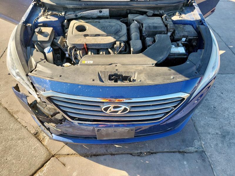 5NPE34AF3FH053388 - 2015 HYUNDAI SONATA SPORT BLUE photo 11