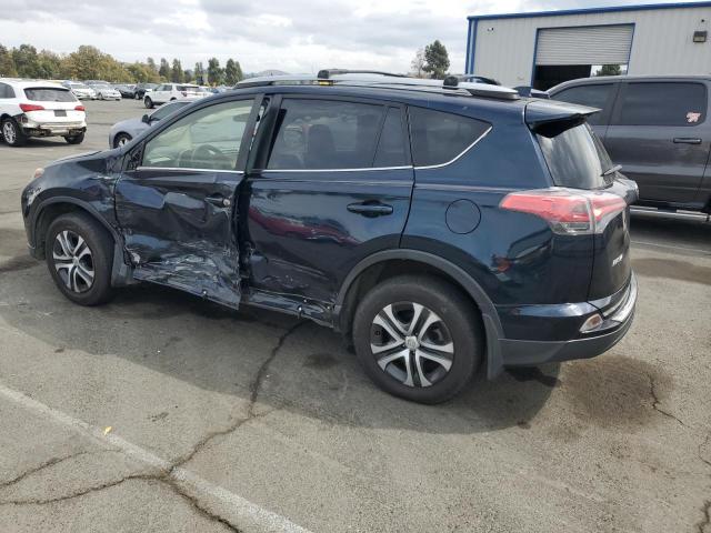 JTMZFREV1HJ142376 - 2017 TOYOTA RAV4 LE 蓝色 照片 2