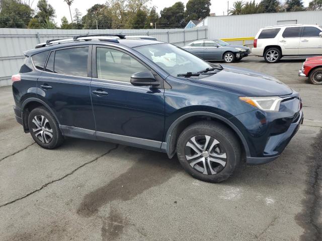 JTMZFREV1HJ142376 - 2017 TOYOTA RAV4 LE 蓝色 照片 4