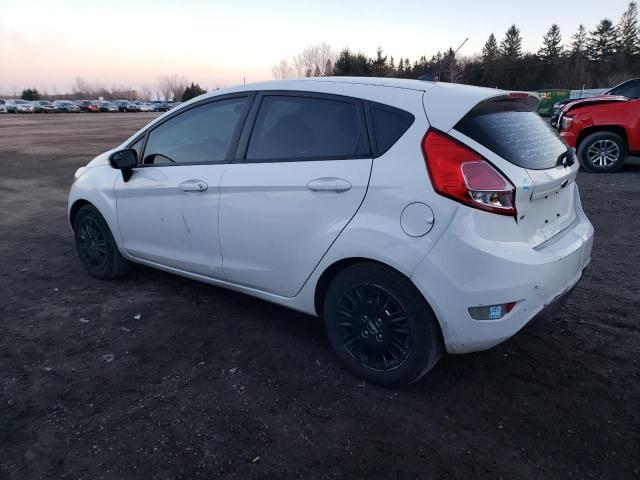 3FADP4EJ0EM119215 - 2014 FORD FIESTA SE WHITE photo 2